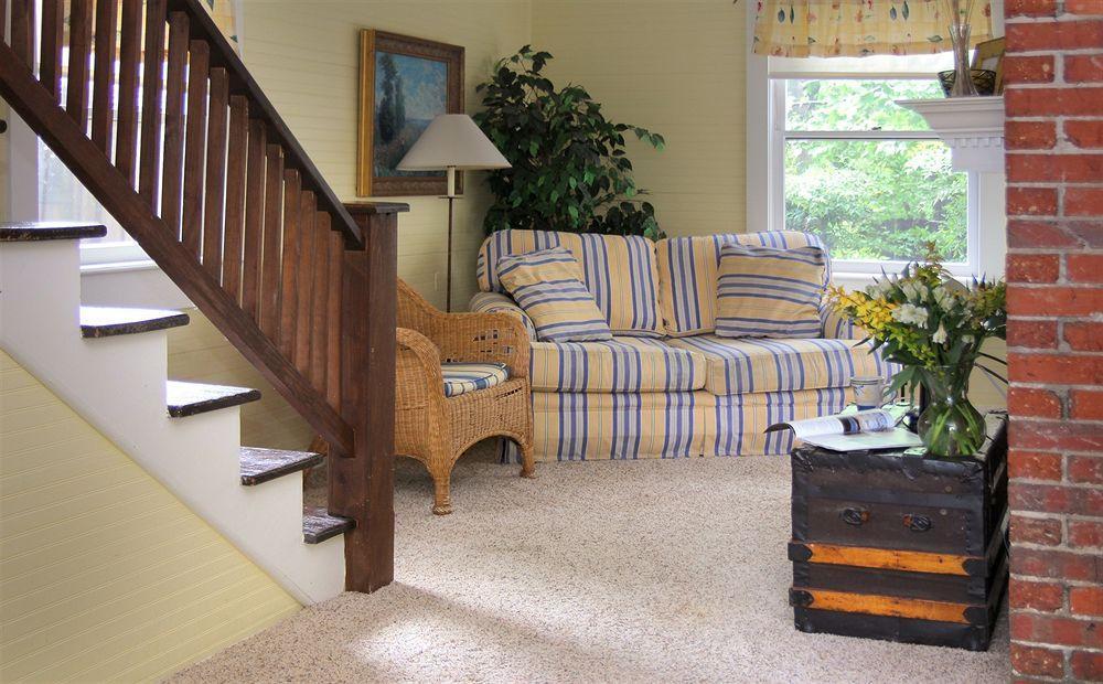 Hill House Bed & Breakfast Inn Эшвилл Экстерьер фото