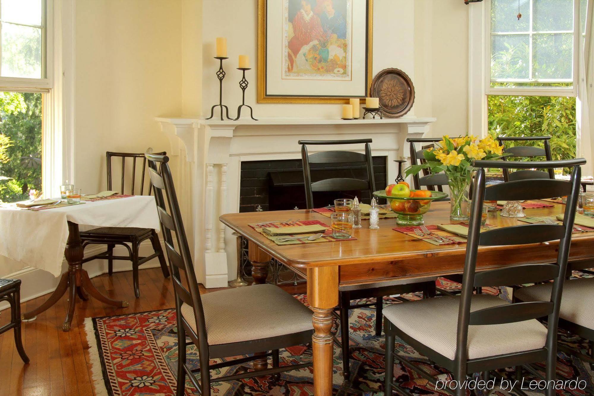 Hill House Bed & Breakfast Inn Эшвилл Экстерьер фото